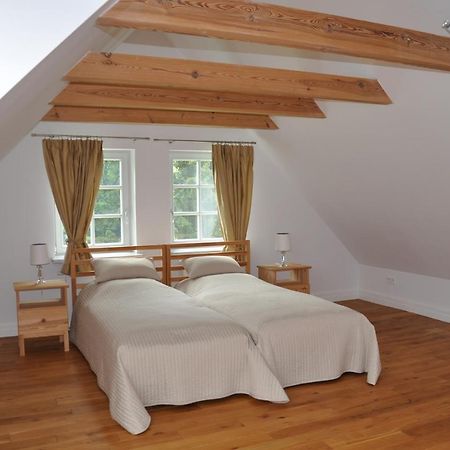 Monte Carvick Nad Jeziorem Seksty Karwik 外观 照片