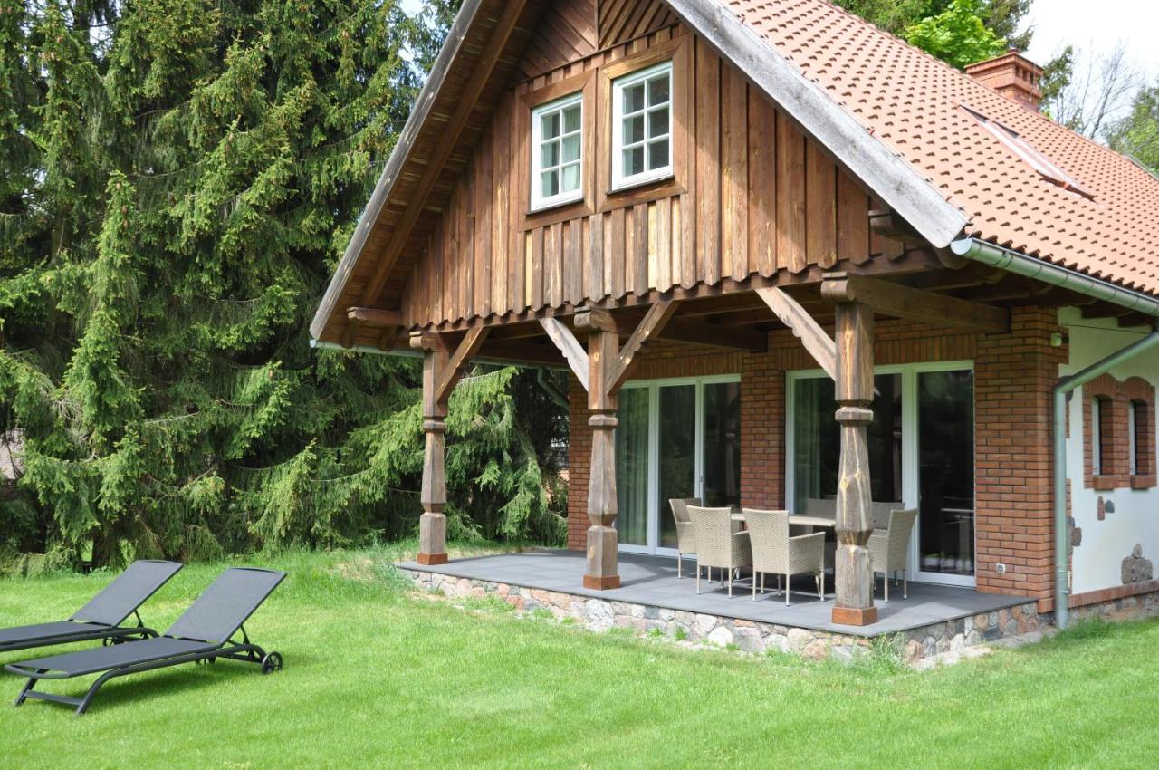 Monte Carvick Nad Jeziorem Seksty Karwik 外观 照片
