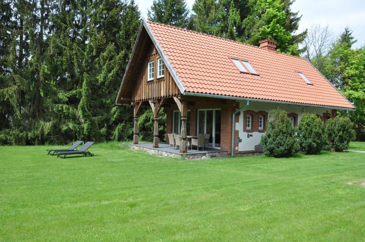 Monte Carvick Nad Jeziorem Seksty Karwik 外观 照片